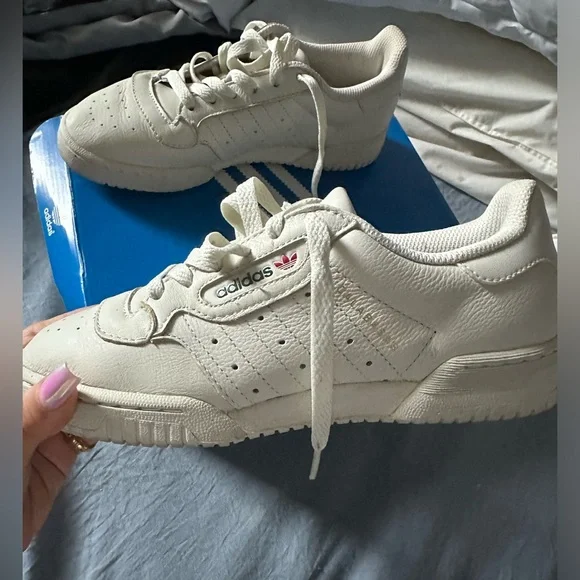 adidas gazelle silver green womens Mercedes-AMG PETRONAS F1 Team Powerphase Shoes - Off White (2026) main image 1